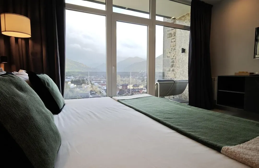 Hotel Mirador de la Cepada-1