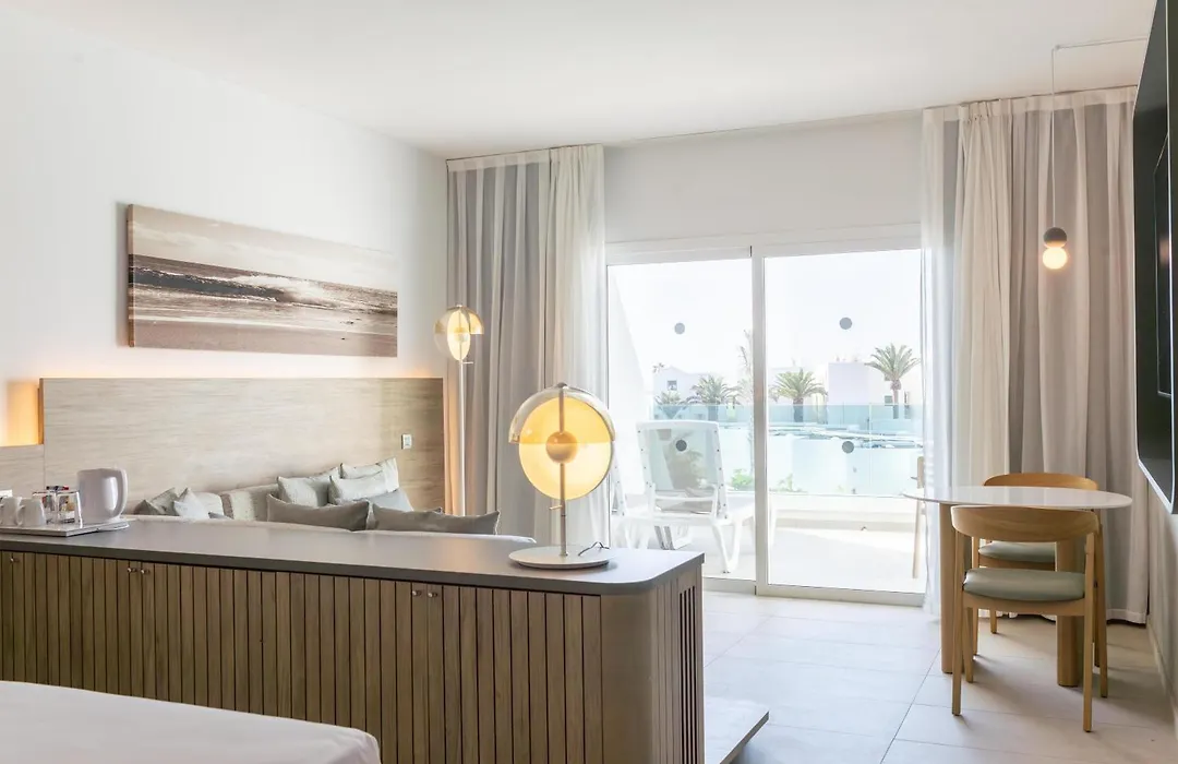 Radisson Blu Resort, Lanzarote Adults Only-1