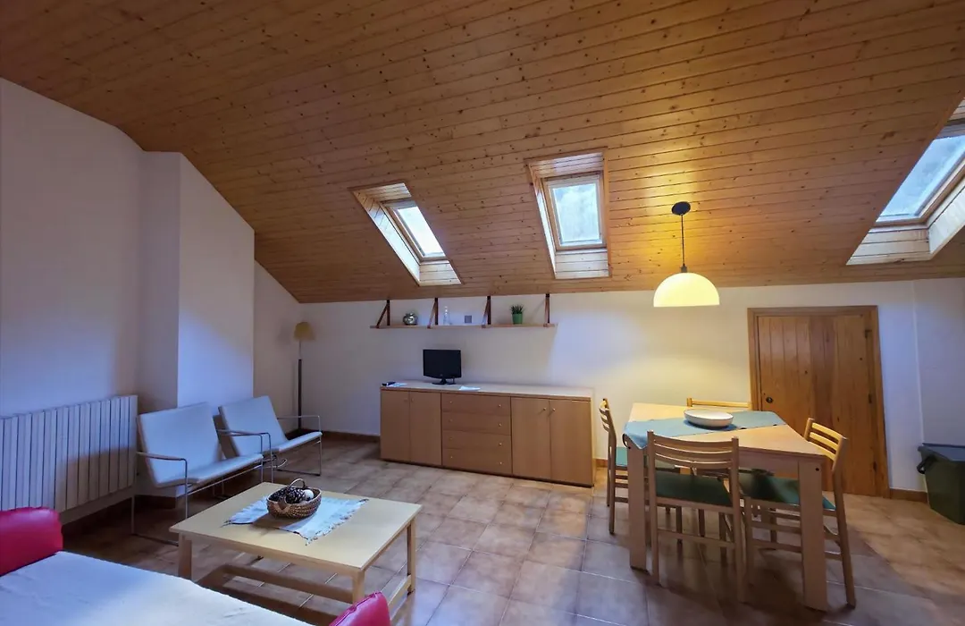 Apartaments Vall Ferrera-1