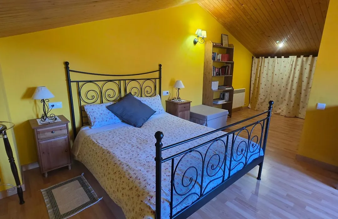 Casa Montenegro en Navarri-1