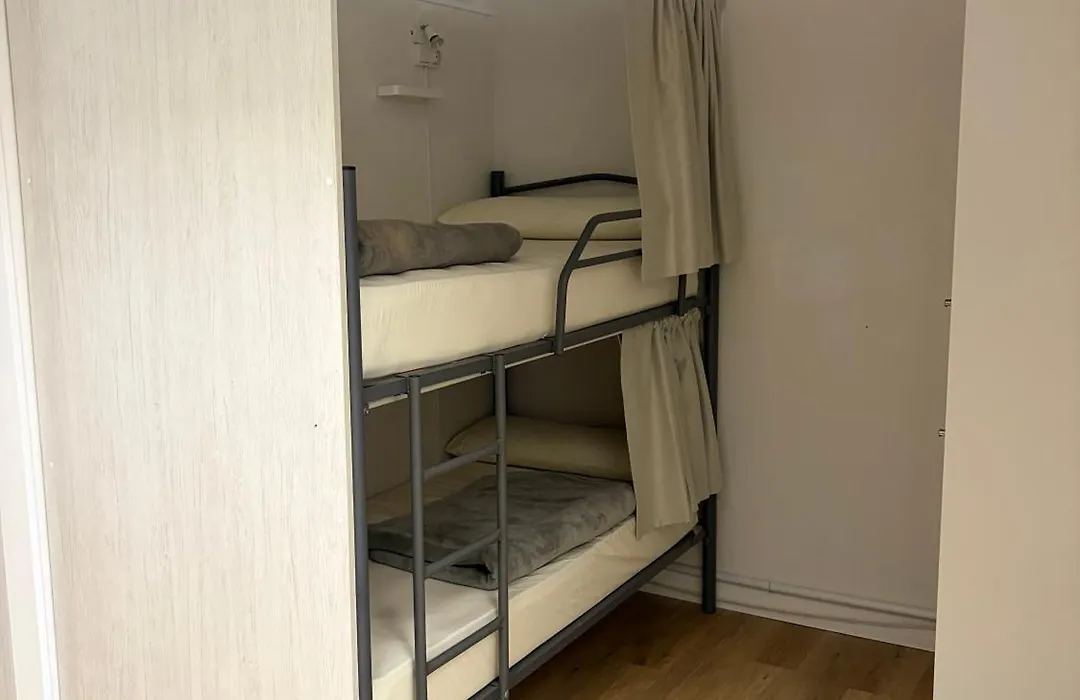 Albergue Porta Real No Bike Storage-1