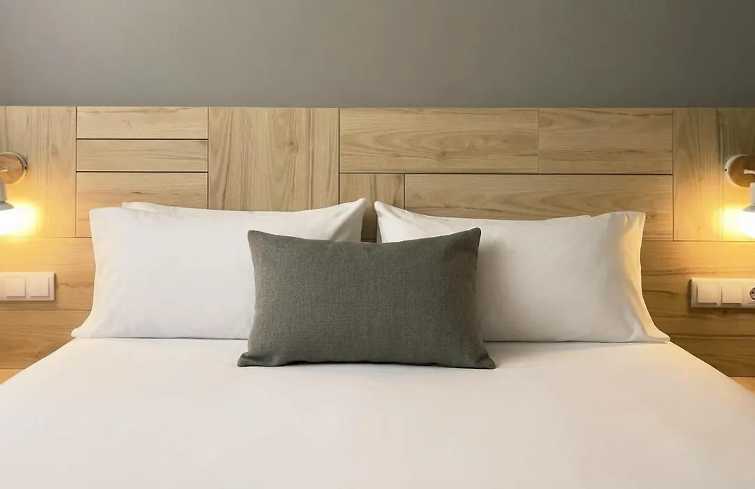 Global Apartments & Rooms-1