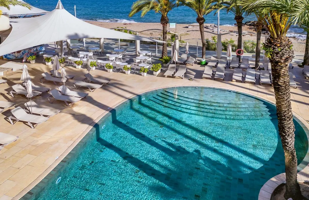 Caprici Beach Hotel & Spa-1