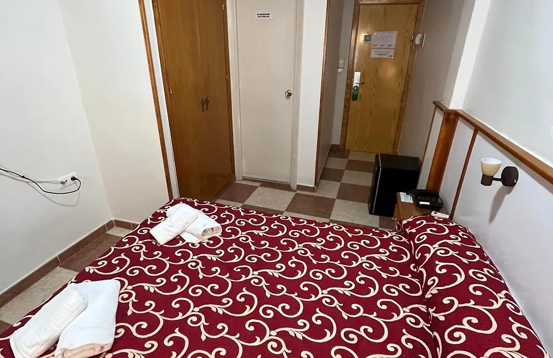 Hotel Emilio-1
