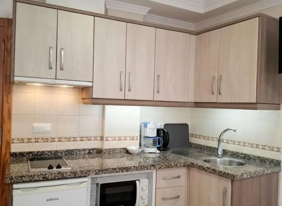 Apartamentos El Barrio-1