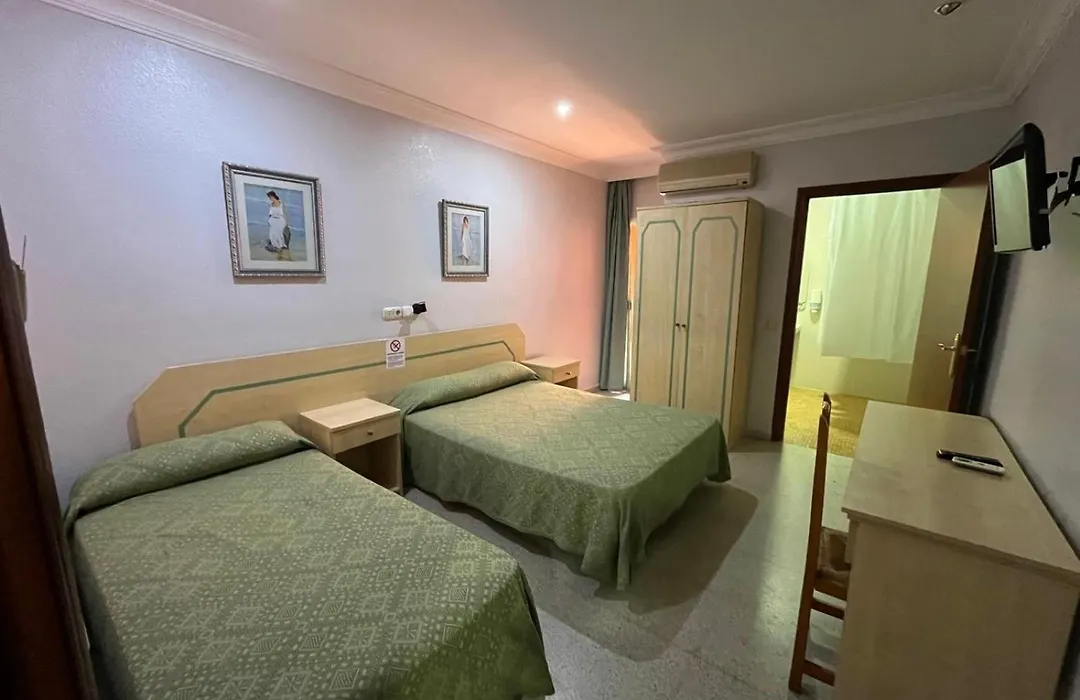 Hostal Blumen-1