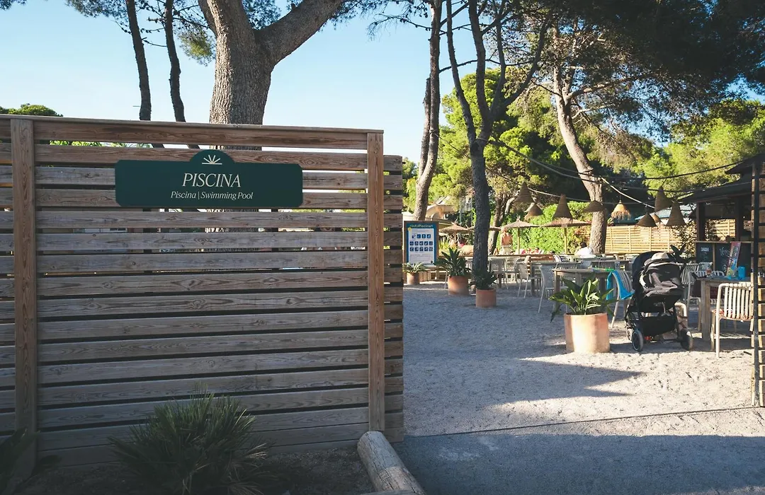 Holacamp Sitges Garrofer-1
