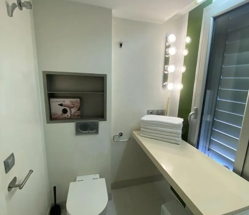 Apartamentos en Rocamaura-1