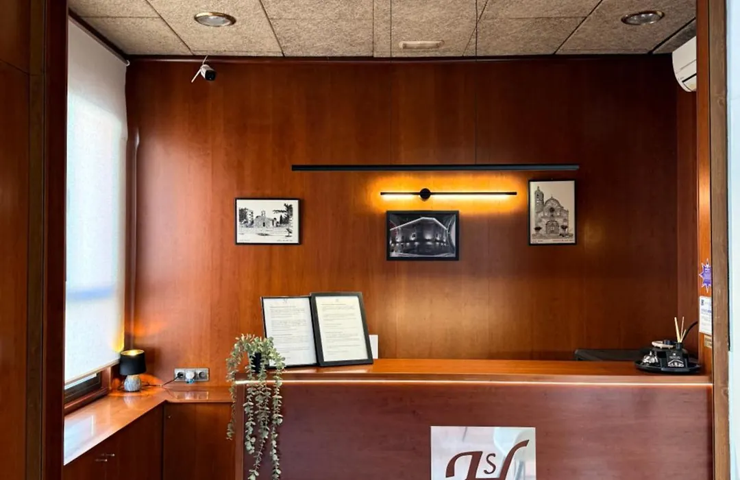 Hotel Sant Celoni-1