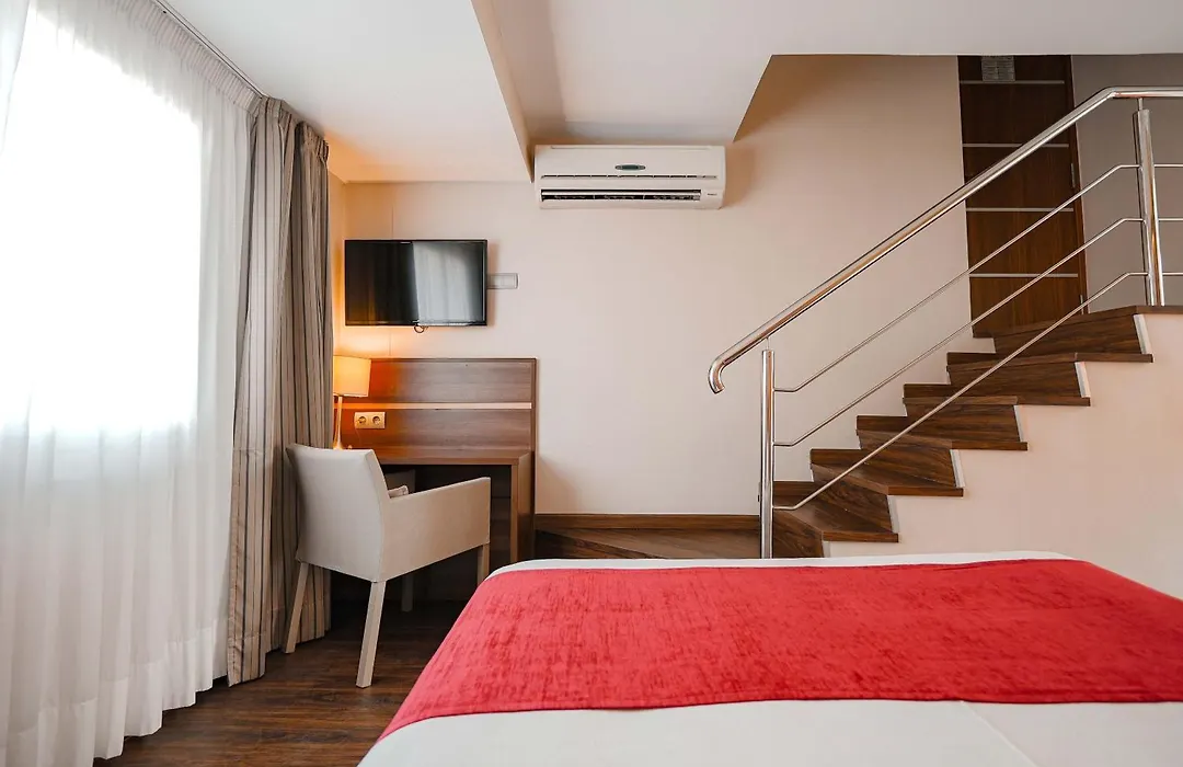 KAKTUS Hotel Volga-1