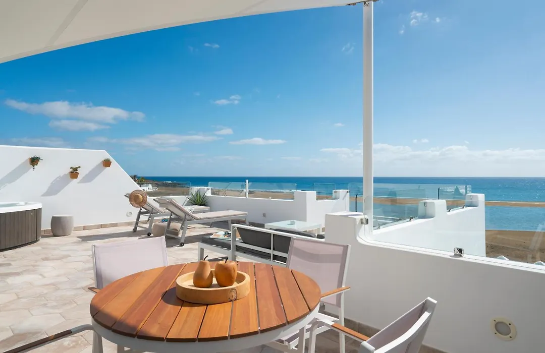 La Concha Boutique Apartments - Adults Only-1