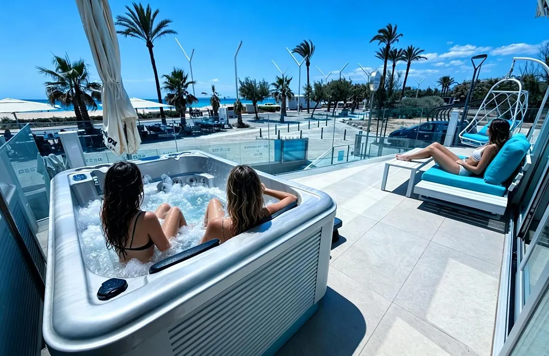 The Hype Beachhouse-1