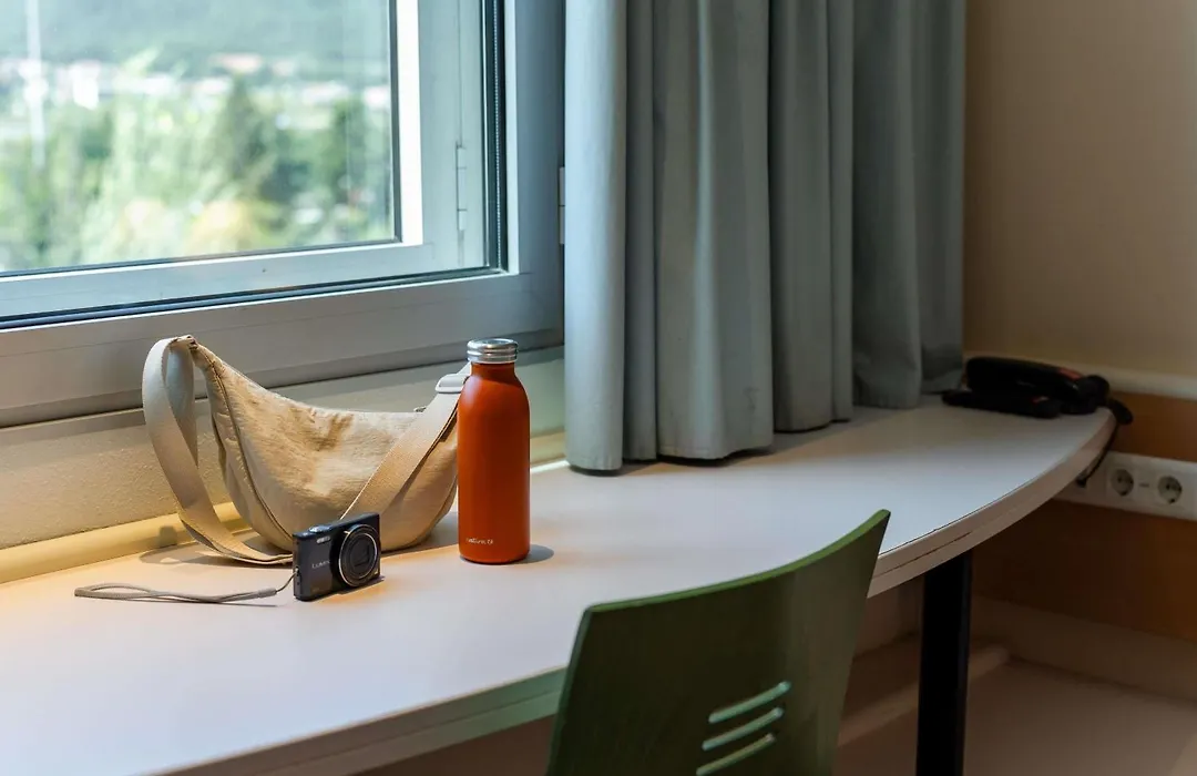 Ibis Barcelona Molins De Rei-1