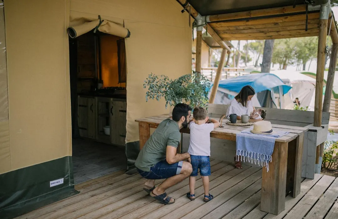 Camping Senia Tucan-1