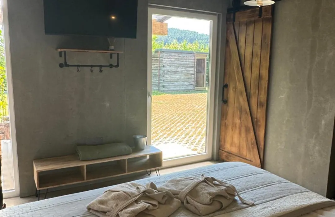 Casitas De Madera O Loureiro-1