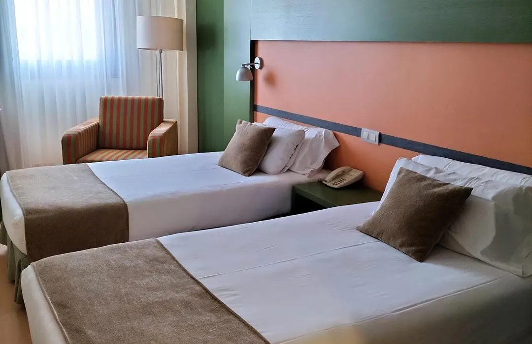 Hotel Naval Sestao-1