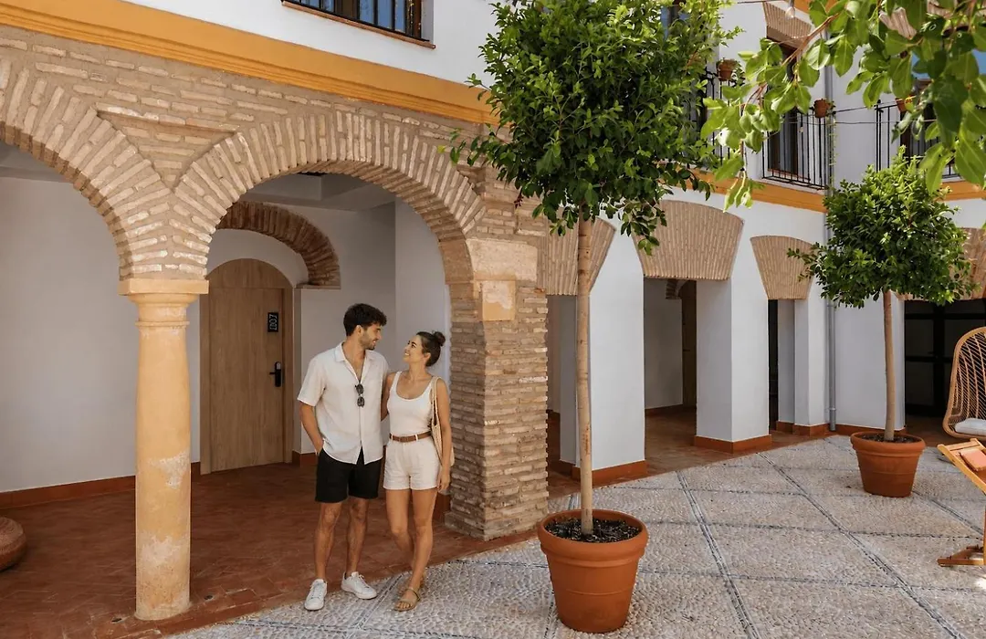 Líbere Córdoba Patio Santa Marta-1