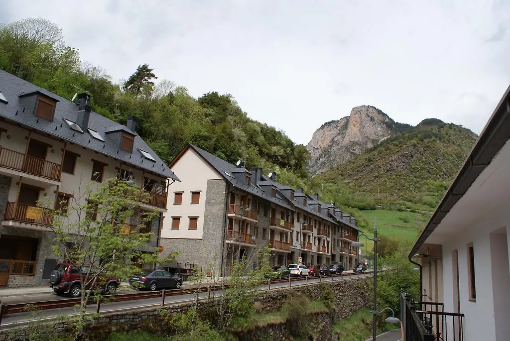 Hostal Los Valles-1