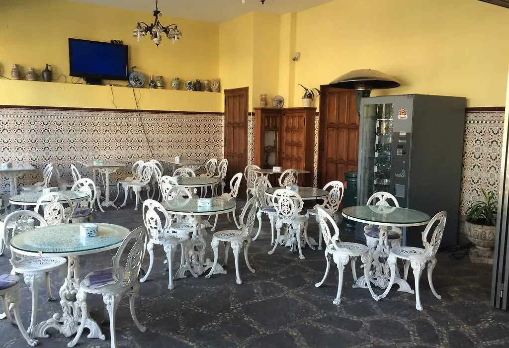 Hostal Mimosa-1
