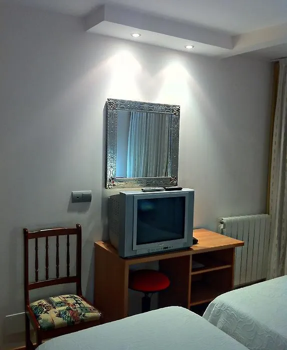 Hostal Del Carmen-1