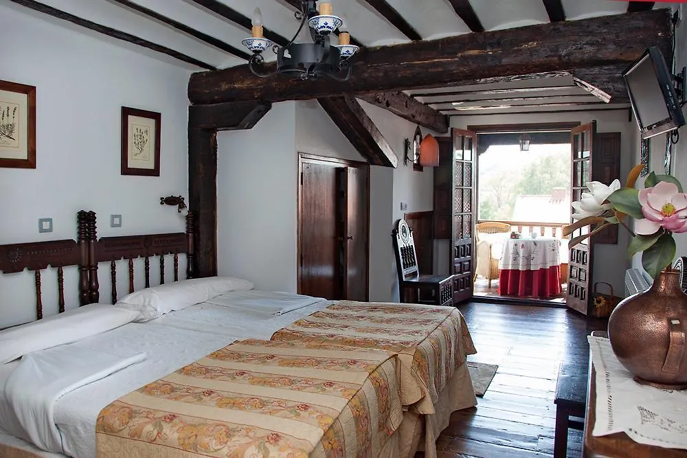 Posada Ansorena-1