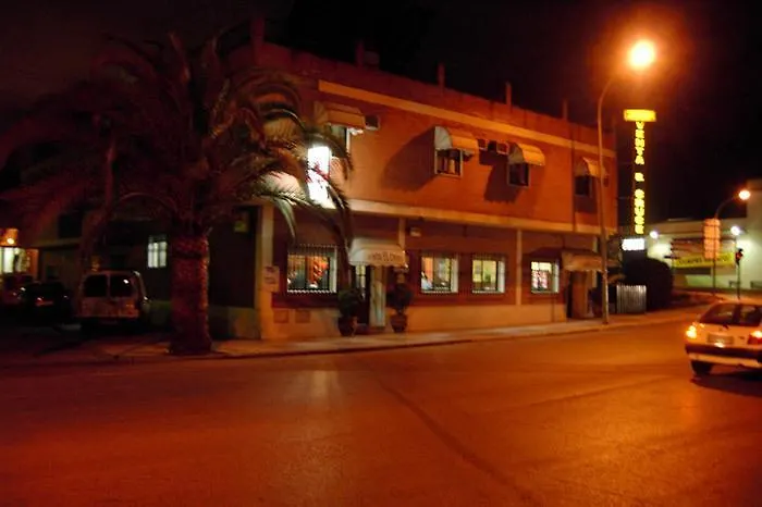 Hotel El Cruce-1