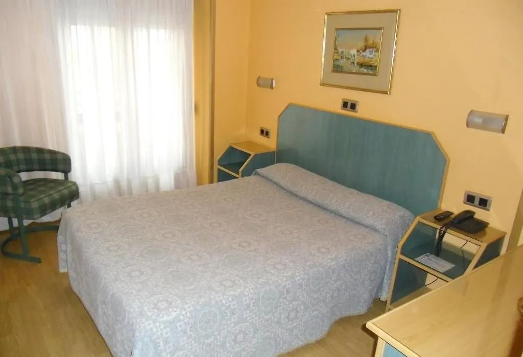 Hostal Don Suero-1