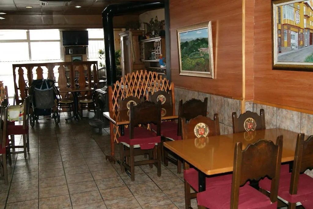 Hostal Sant Bernat-1