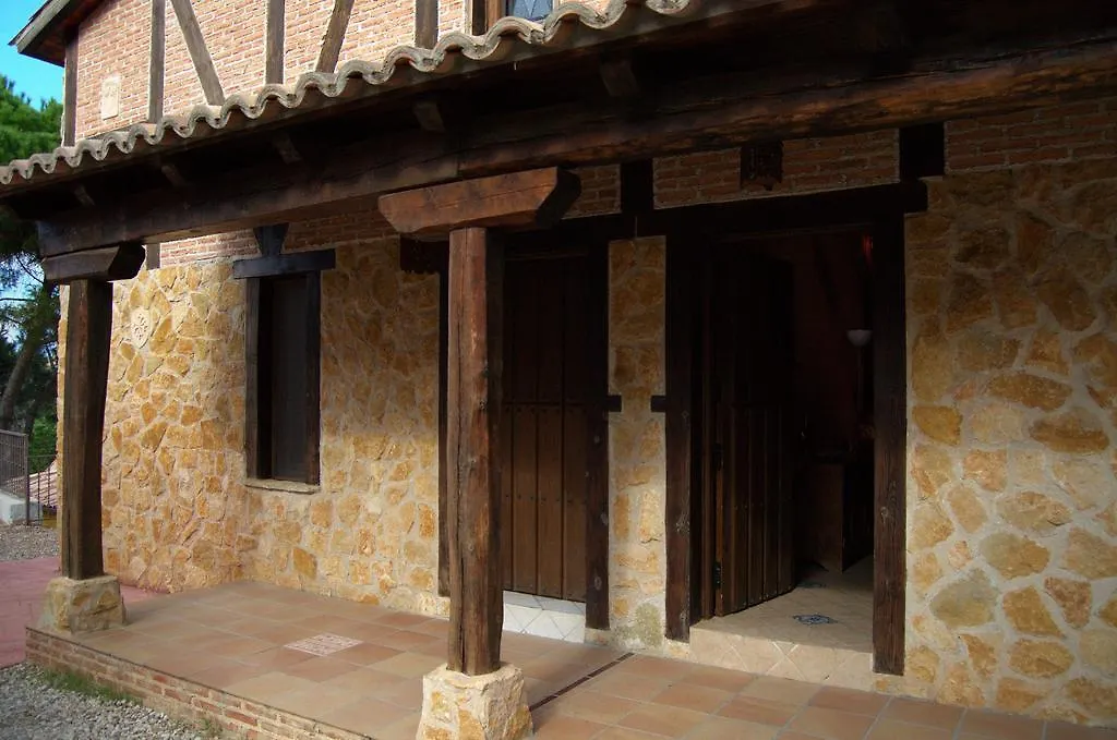 Alojamientos Rurales El Grial-1