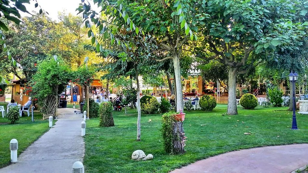 Jardins Del Segria-1