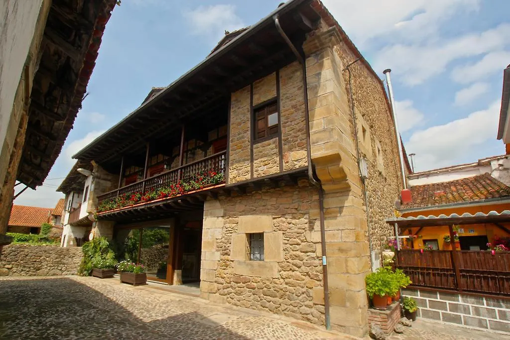 Apartamentos Rurales Pedredo-1