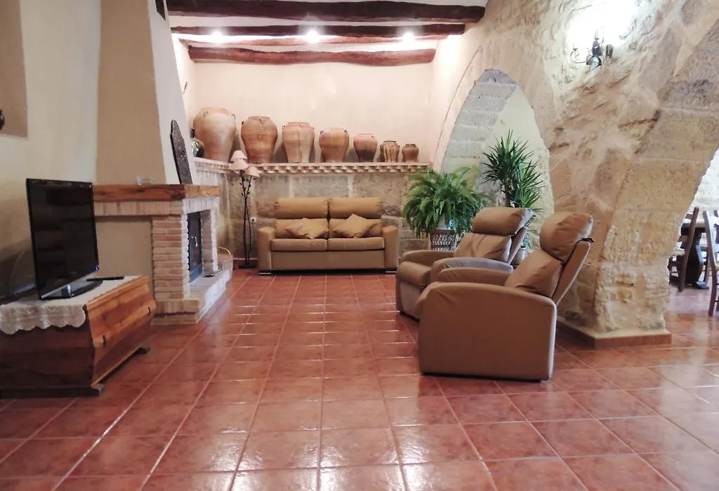 Las Bodegas Del Gilo-1