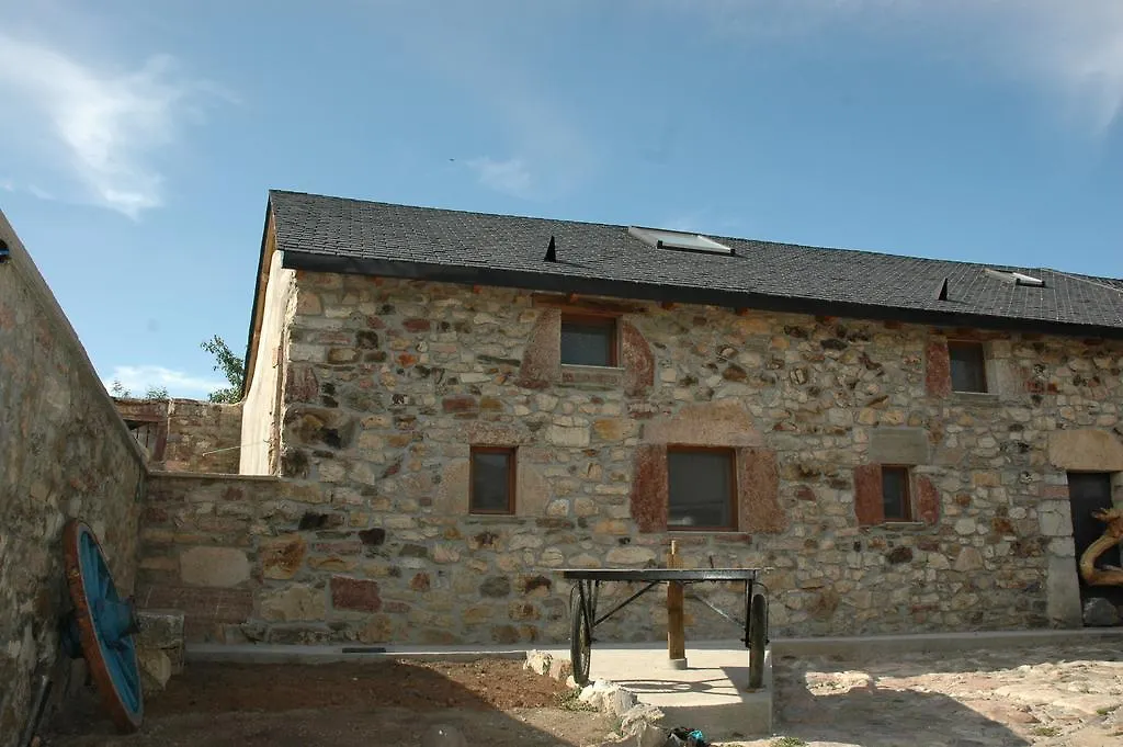 Albergue El Rebezo-1