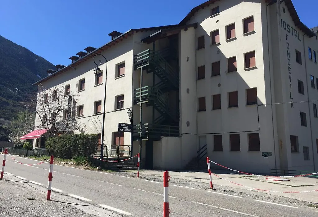 Hostal Fondevila-1