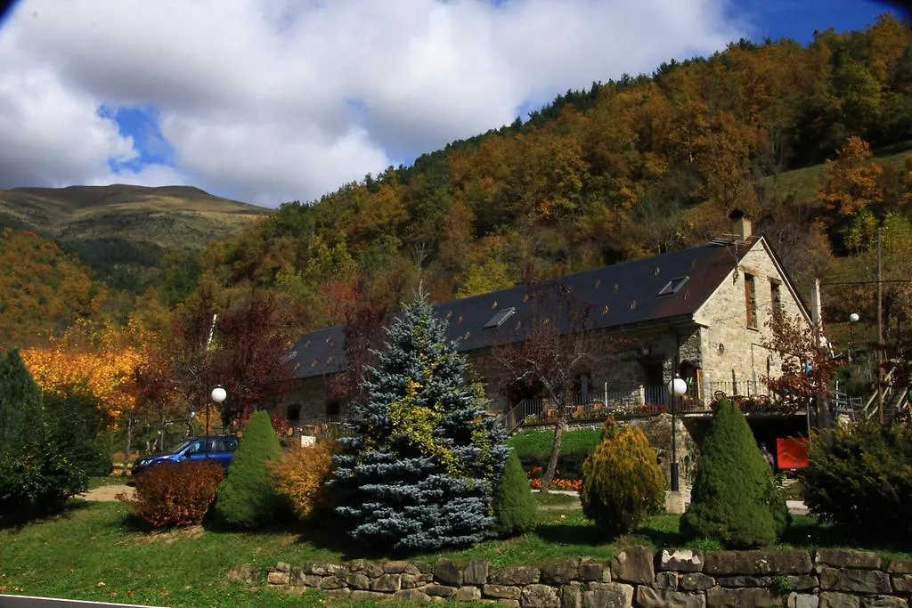 Hotel, Bungalows Y Camping Viu-1