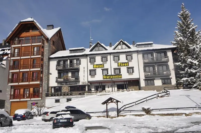 Hotel Tirol-1