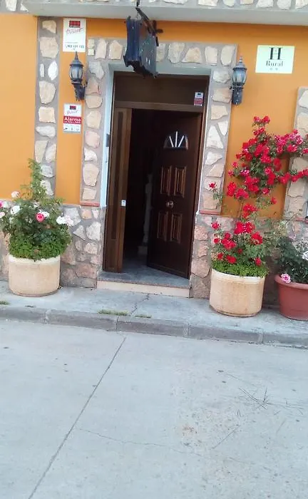 Hostal Cañamares-1