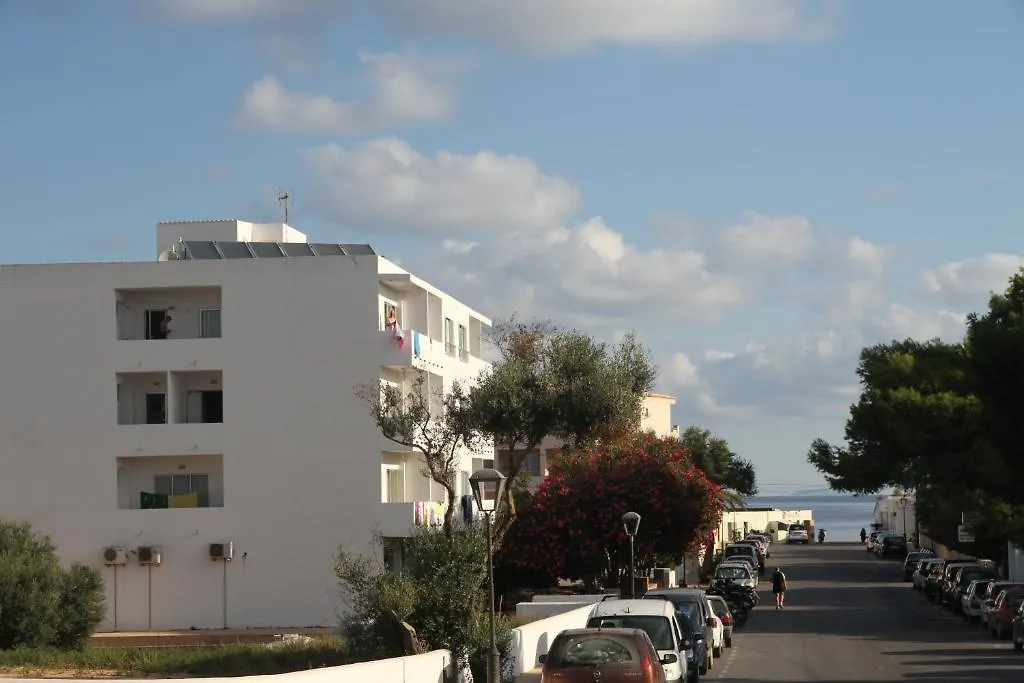 Apartamentos Maria - Formentera Vacaciones-1