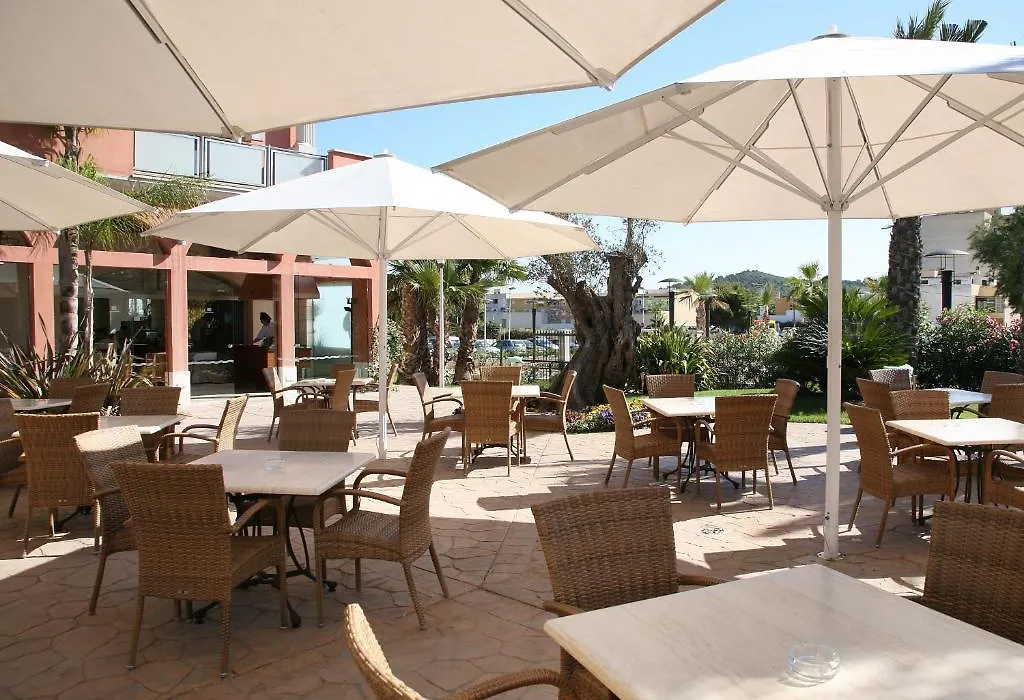 Aparthotel Estrella De Mar-1
