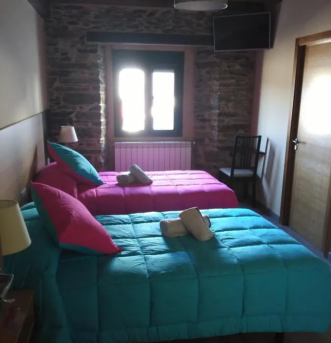 Albergue Pension Porta Santa-1