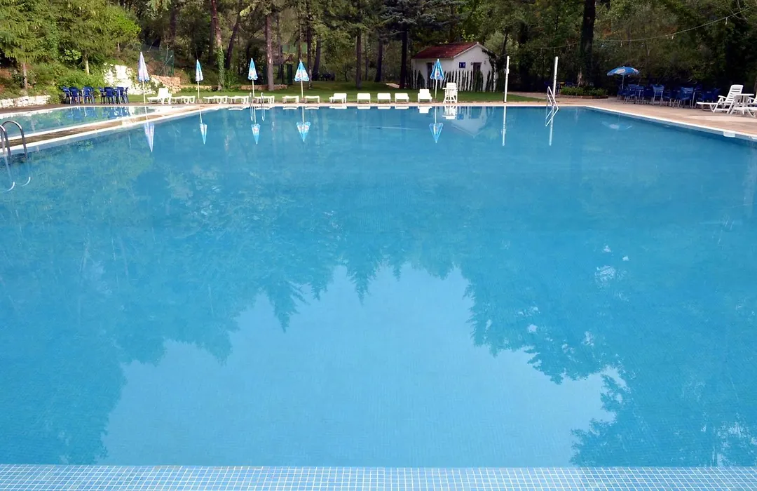 Balneario De Tus-1