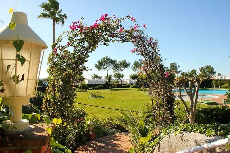 Miraflores Resort-1