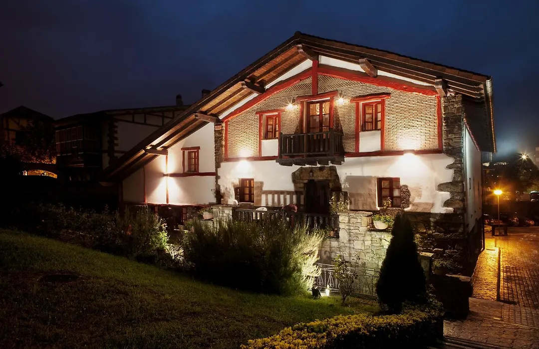 Hotel Iraragorri-1