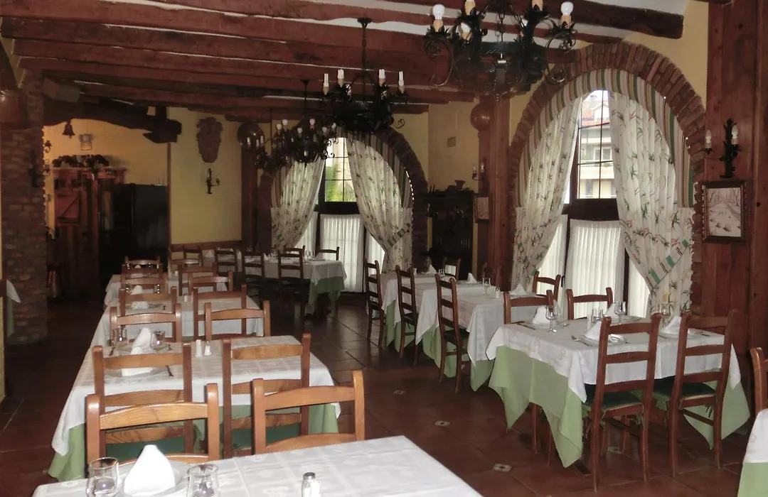 Hotel Las Ruedas-1