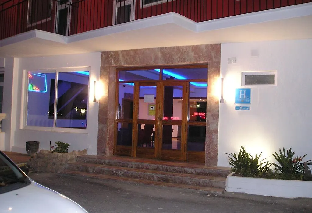 Hotel Teix-1
