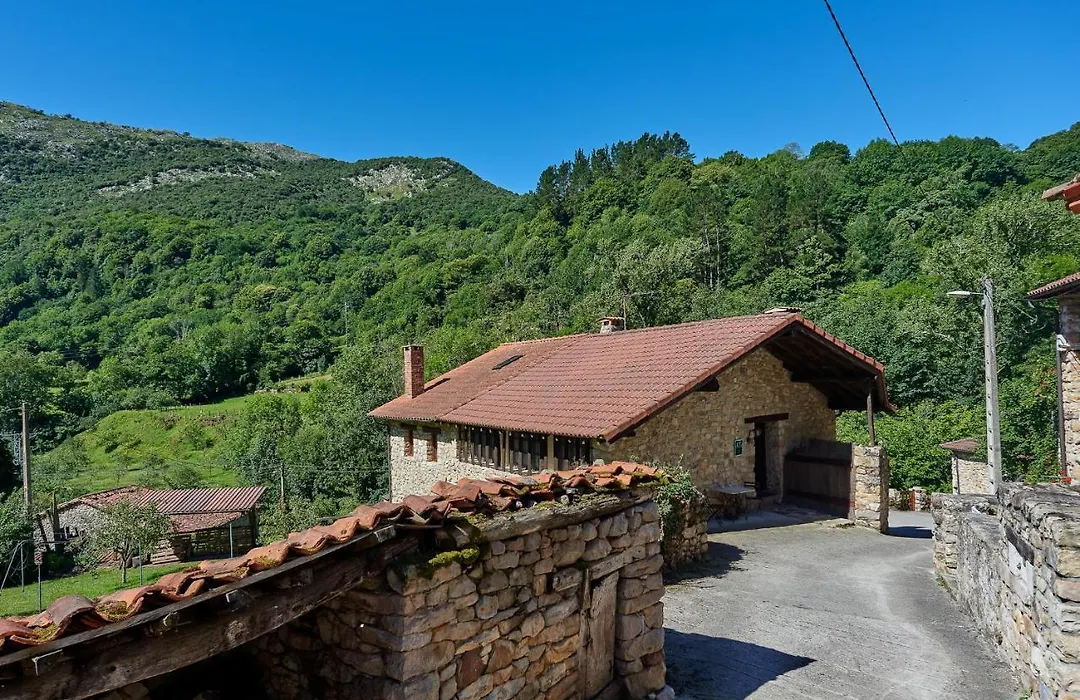 Casas Rurales La Tahona De Besnes-1