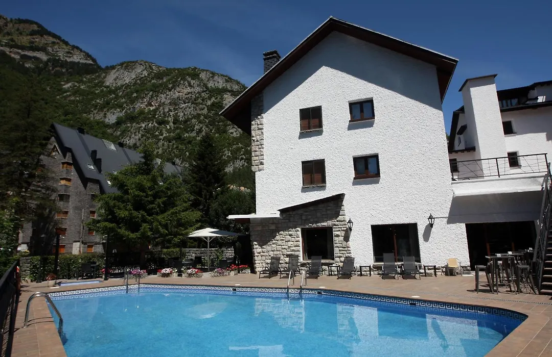 Hotel & Spa Real Villa Anayet-1
