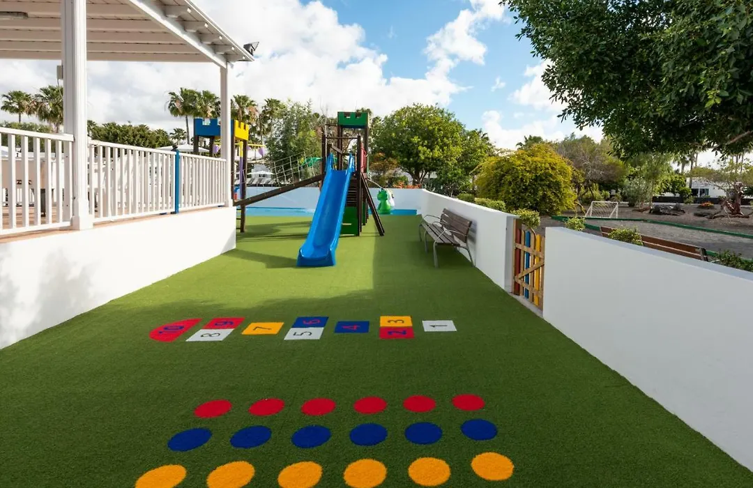 Hyde Park Lane Villas-1