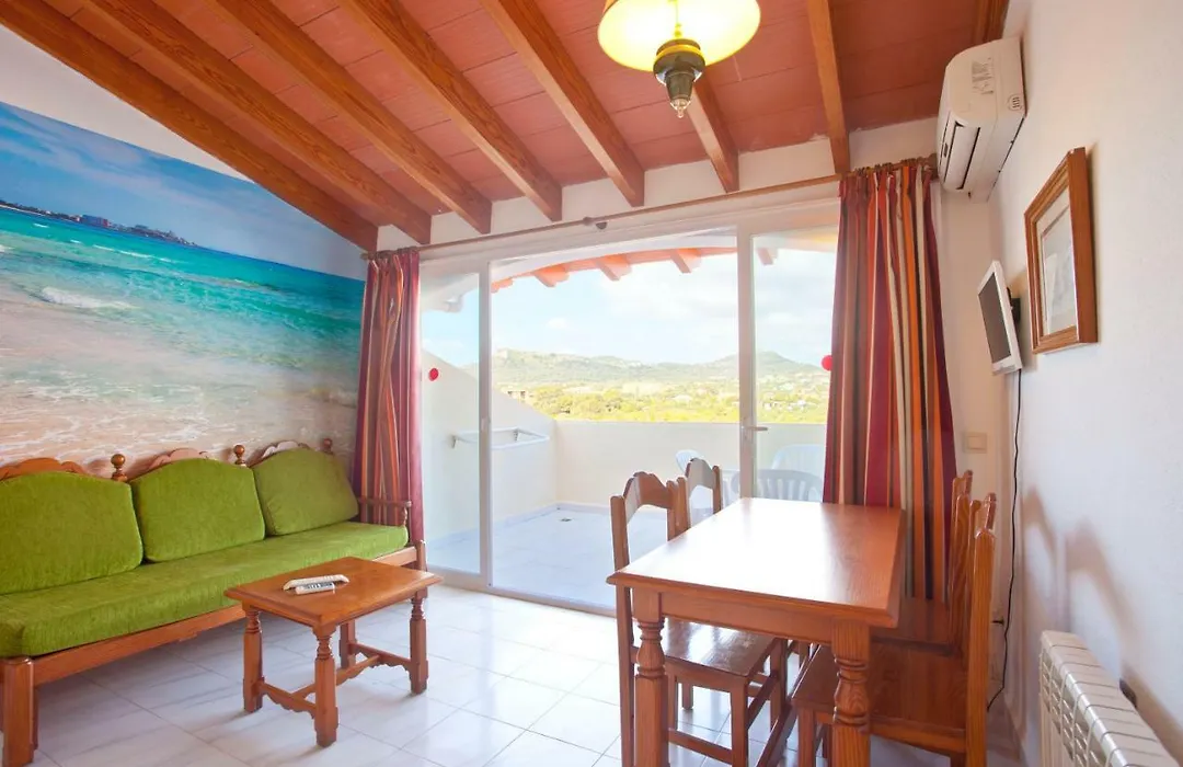 Apartamentos Sol Y Mar-1