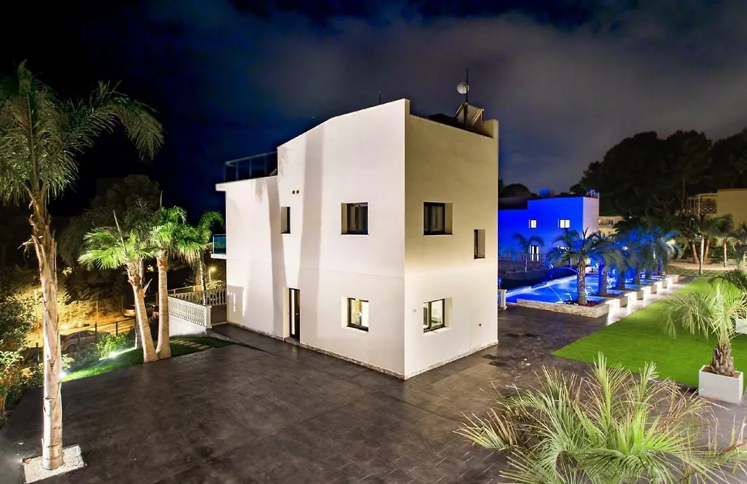 Calma Holiday Villas-1